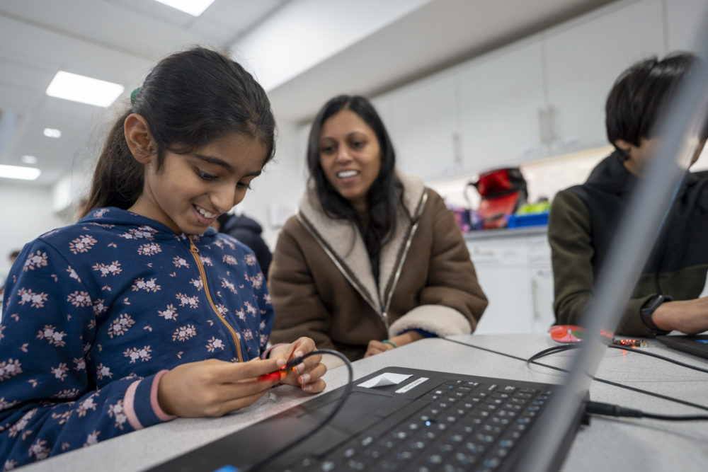 Creative Computing Club - Tech for Change (ages 9-12)